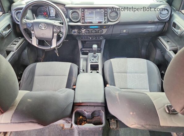 3TMCZ5AN6MM404451 2021 TOYOTA TACOMA Gray Widok deski rozdzielczej