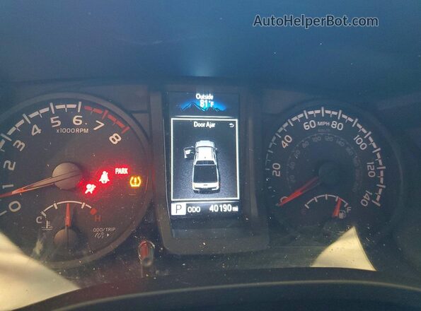 3TMCZ5AN6MM452614 2021 TOYOTA TACOMA White ხელსაწყოთა პანელის ხედი