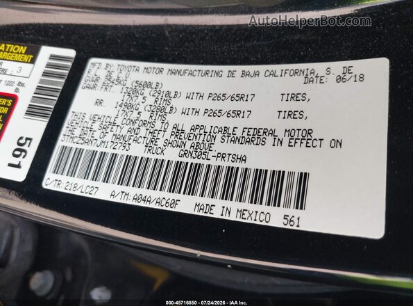 3TMCZ5AN7JM172793 2018 TOYOTA TACOMA Black Engine compartment view