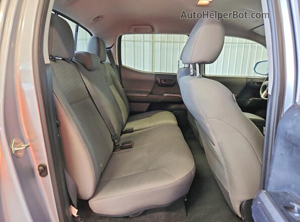 3TMCZ5AN7LM303031 2020 TOYOTA TACOMA Серебряный Вид задних сидений