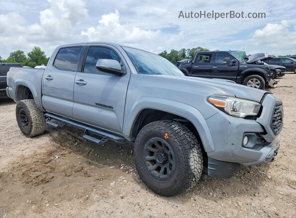3TMCZ5AN7LM346185 2020 TOYOTA TACOMA Gray Front right