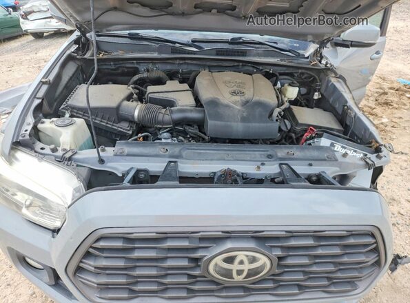 3TMCZ5AN7LM346185 2020 TOYOTA TACOMA Gray Rear interior view