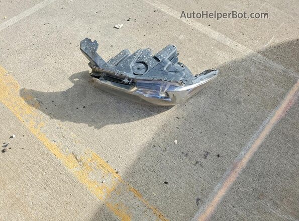 3TMCZ5AN8HM045951 2017 TOYOTA TACOMA Gray Vista del compartimento del motor