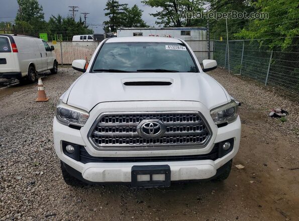 3TMCZ5AN8HM062104 2017 TOYOTA TACOMA White Դիմացի տեսք