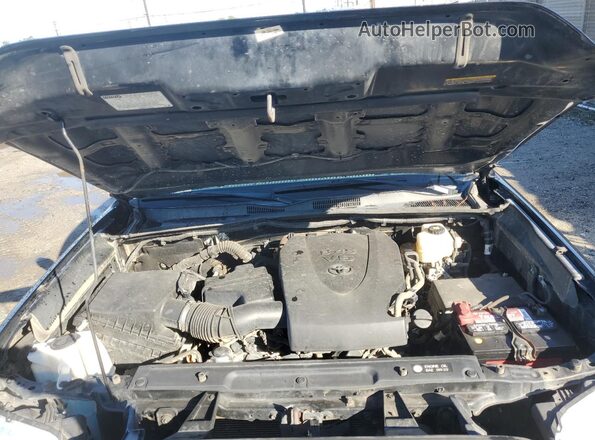 3TMCZ5AN8JM132982 2018 TOYOTA TACOMA Black Vista interior trasera