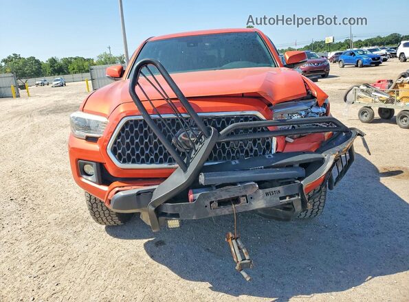 3TMCZ5AN8JM149779 2018 TOYOTA TACOMA Orange წინა ხედი