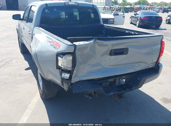 3TMCZ5AN8JM163102 2018 TOYOTA TACOMA Gray Front view