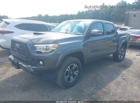 3TMCZ5AN8JM167716 2018 TOYOTA TACOMA Gray Передня ліва чверть