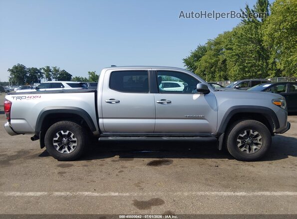 3TMCZ5AN8JM174889 2018 TOYOTA TACOMA Silver უკანა სალონის ხედი