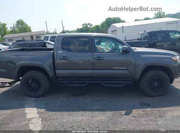 3TMCZ5AN8KM285010 2019 TOYOTA TACOMA Gray Widok wnętrza z tyłu