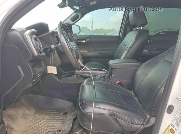 3TMCZ5AN8NM494154 2022 TOYOTA TACOMA White წინა სალონის ხედი