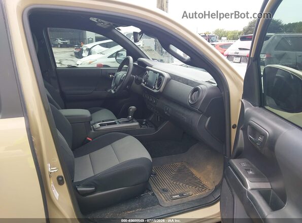 3TMCZ5AN9LM322048 2020 TOYOTA TACOMA Beige Widok wnętrza z przodu