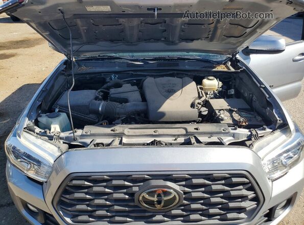 3TMCZ5AN9MM425147 2021 TOYOTA TACOMA Silver Սալոնի հետևի տեսք
