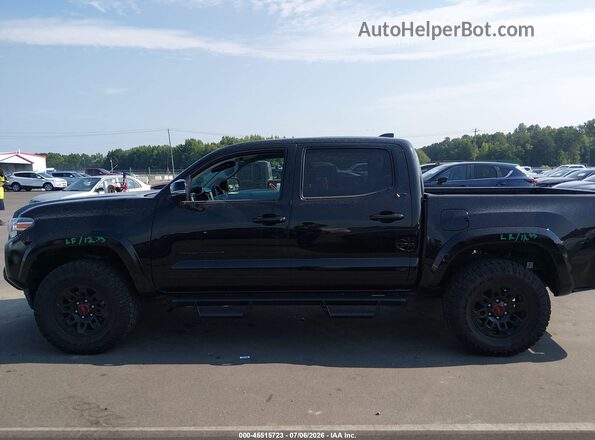 3TMCZ5AN9PM655047 2023 TOYOTA TACOMA Black 360 interior view