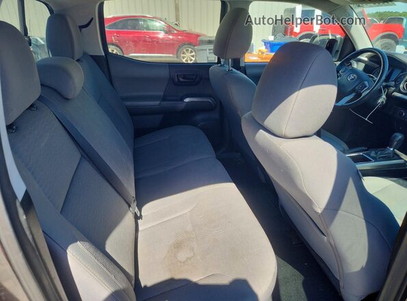 3TMCZ5ANXHM072987 2017 TOYOTA TACOMA Gray Вид задніх сидінь