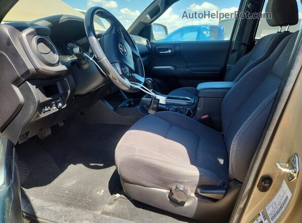 3TMCZ5ANXHM080281 2017 TOYOTA TACOMA Beige წინა სალონის ხედი