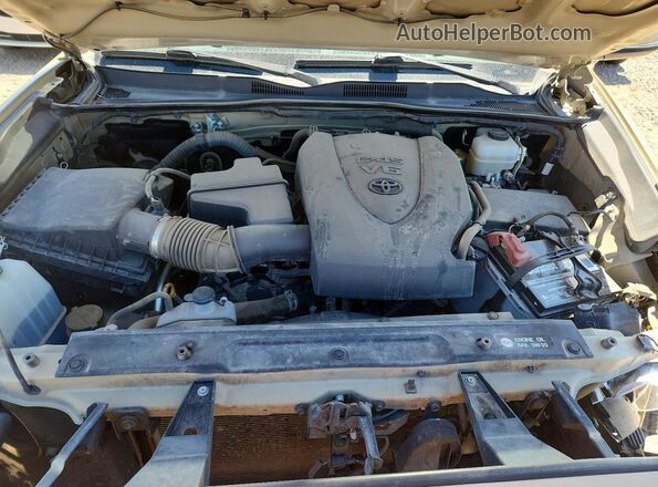 3TMCZ5ANXHM080281 2017 TOYOTA TACOMA Beige უკანა სალონის ხედი