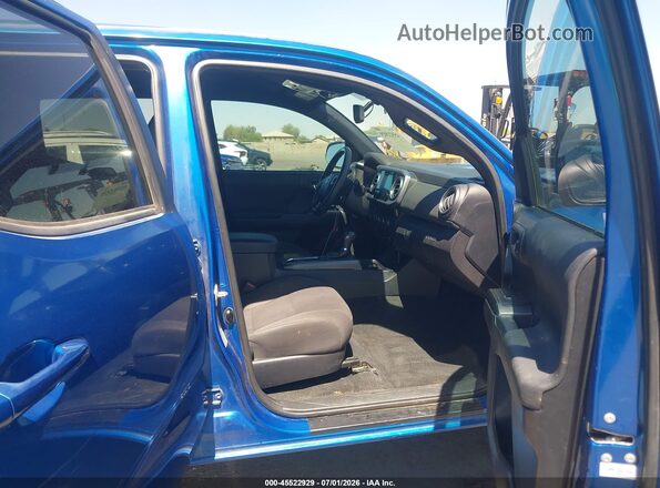 3TMCZ5ANXHM105793 2017 TOYOTA TACOMA Blue Vista interior delantera