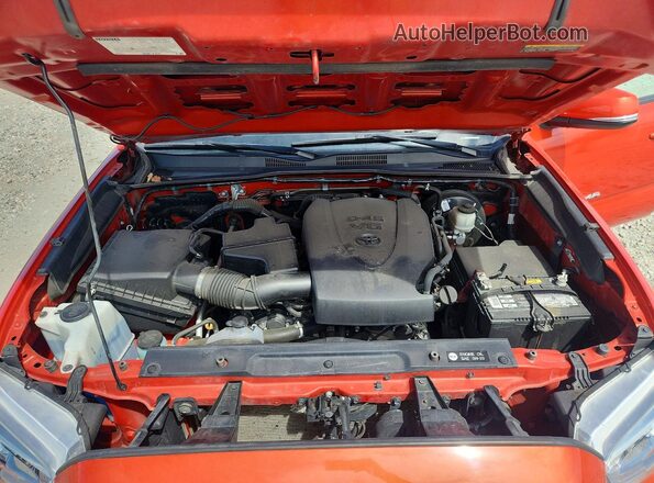 3TMCZ5ANXJM169368 2018 TOYOTA TACOMA Orange უკანა სალონის ხედი