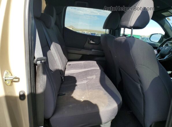 3TMCZ5ANXKM272792 2019 TOYOTA TACOMA Beige Вид задніх сидінь