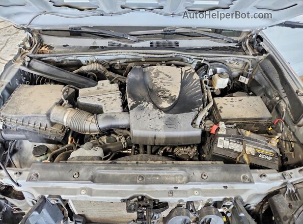 3TMCZ5ANXLM365961 2020 TOYOTA TACOMA Gray Rear interior view