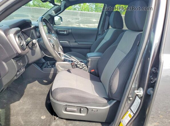 3TMCZ5ANXPM536892 2023 TOYOTA TACOMA Gray Widok wnętrza z przodu
