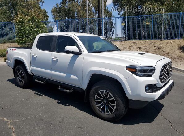 3TMCZ5ANXPM640220 2023 TOYOTA TACOMA White Front right