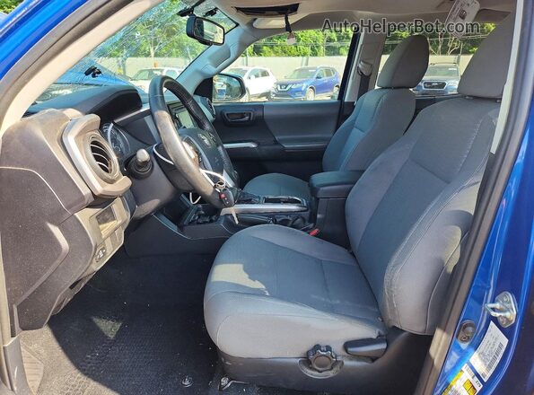 3TMDZ5BN2HM033541 2017 TOYOTA TACOMA Blue Front interior view