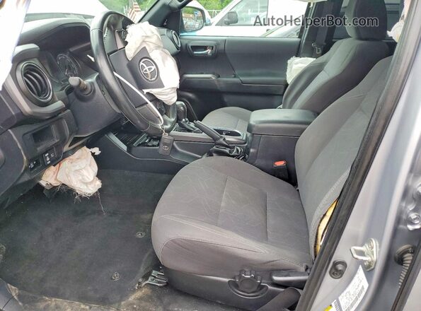 3TMDZ5BN2JM053634 2018 TOYOTA TACOMA Silver წინა სალონის ხედი