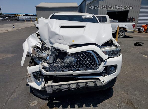 3TMDZ5BN2KM073383 2019 TOYOTA TACOMA White Вид спереду