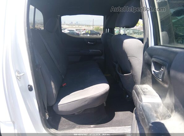 3TMDZ5BN3JM052069 2018 TOYOTA TACOMA White VIN კოდის სტიკერის ხედი