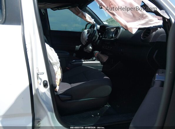 3TMDZ5BN4JM053988 2018 TOYOTA TACOMA White Vista interior delantera