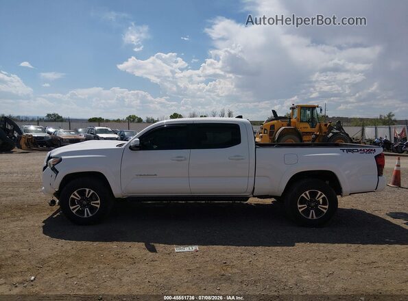 3TMDZ5BN4JM053988 2018 TOYOTA TACOMA White Vista interior de 360 grados