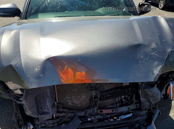 3TMDZ5BN5HM015633 2017 TOYOTA TACOMA Charcoal უკანა სალონის ხედი