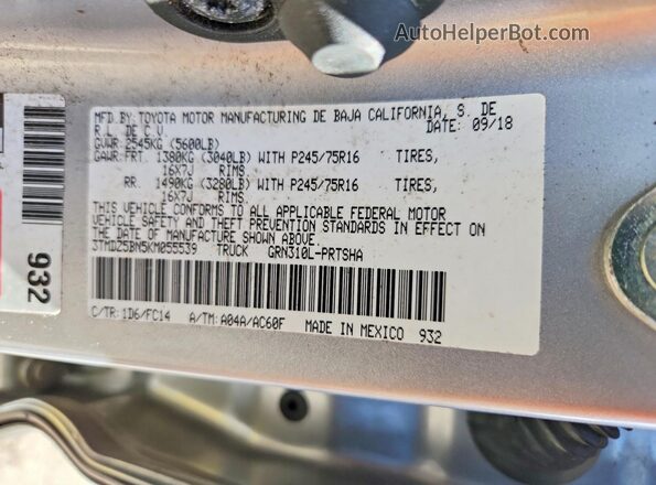 3TMDZ5BN5KM055539 2019 TOYOTA TACOMA Silver Շարժիչի բաժամունքի տեսք