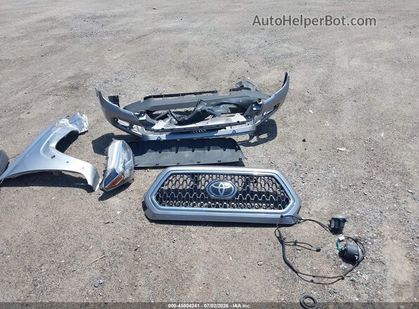 3TMDZ5BN5KM067853 2019 TOYOTA TACOMA Серебряный Вид щитка приборов