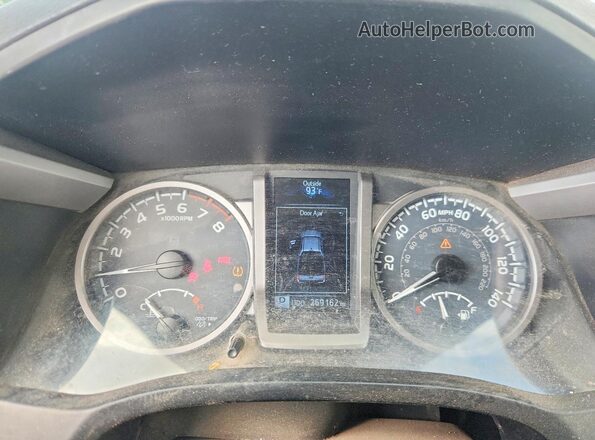3TMDZ5BN6HM019870 2017 TOYOTA TACOMA Silver Widok zestawu wskaźników