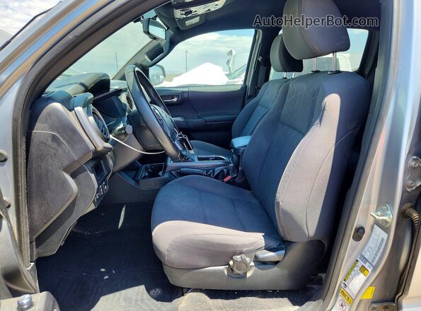 3TMDZ5BN6HM026995 2017 TOYOTA TACOMA Gray წინა სალონის ხედი