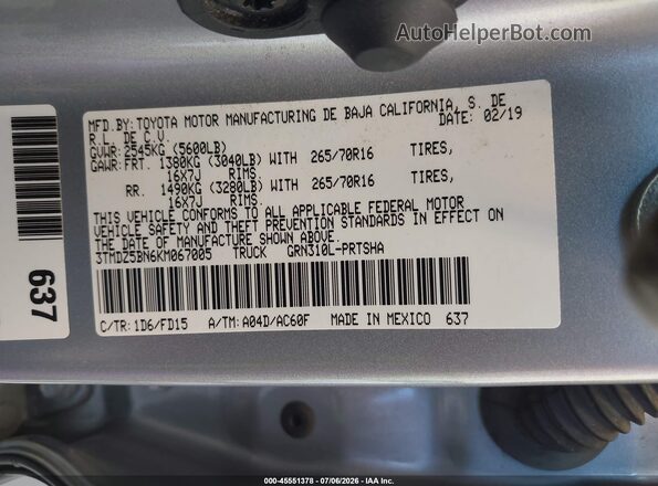 3TMDZ5BN6KM067005 2019 TOYOTA TACOMA Silver Widok komory silnika
