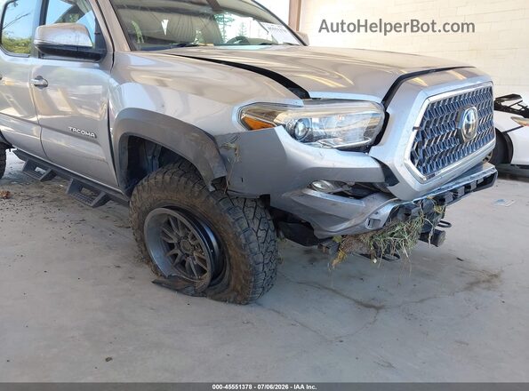 3TMDZ5BN6KM067005 2019 TOYOTA TACOMA Silver Widok z przodu