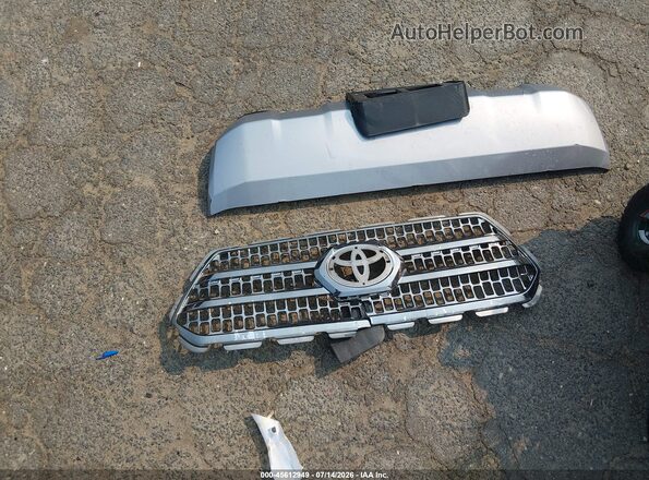 3TMDZ5BN7HM029615 2017 TOYOTA TACOMA Silver Instrument cluster view