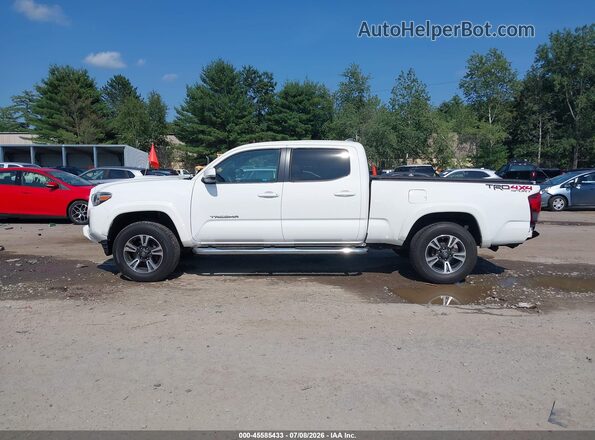 3TMDZ5BNXJM042459 2018 TOYOTA TACOMA White 360 interior view