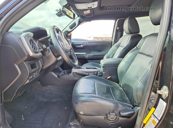 3TMEZ5CN2JM071442 2018 TOYOTA TACOMA Black Widok wnętrza z przodu