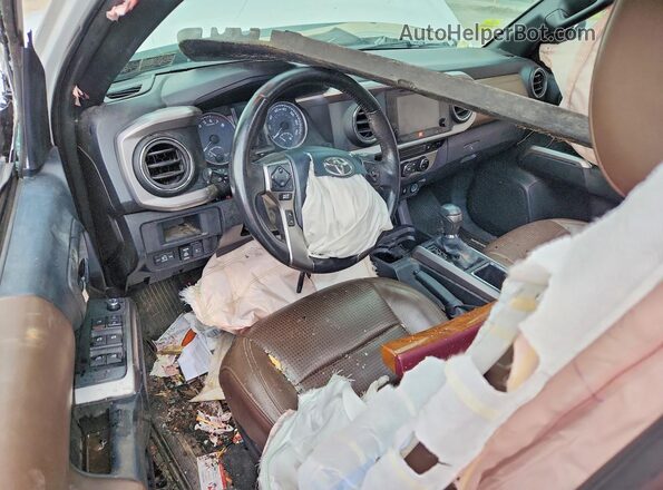 3TMGZ5AN7JM155087 2018 TOYOTA TACOMA White Dashboard view
