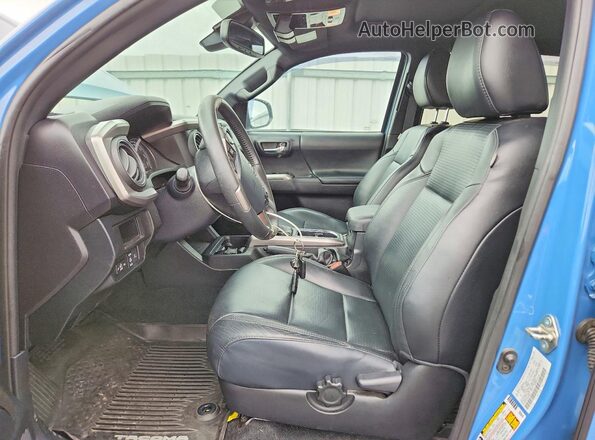 3TMGZ5AN7KM246426 2019 TOYOTA TACOMA Blue წინა სალონის ხედი
