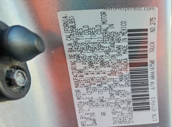 3TMJU62N67M031197 2024 TOYOTA TACOMA Silver Vista del compartimento del motor