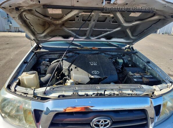 3TMJU62N67M031197 2024 TOYOTA TACOMA Silver Vista interior trasera
