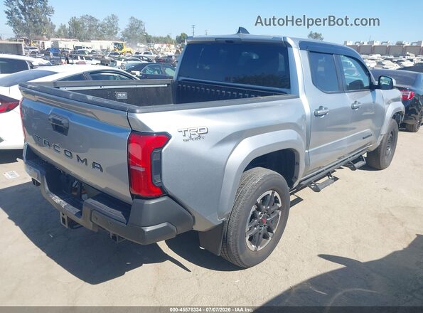 3TMKB5FN0RM008922 2024 TOYOTA TACOMA Silver Trasero derecho
