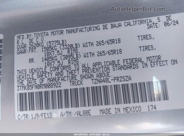 3TMKB5FN0RM008922 2024 TOYOTA TACOMA Silver Vista del compartimento del motor