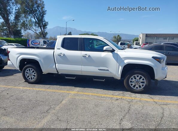 3TMKB5FN2SM049204 2025 TOYOTA TACOMA Белый Вид задней части салона
